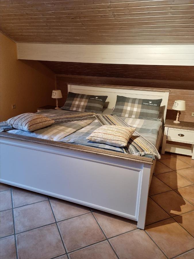 Ferienwohnung Am Zeitenweg Windeck Esterno foto