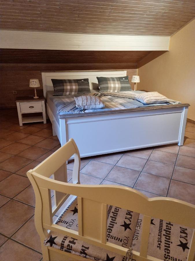 Ferienwohnung Am Zeitenweg Windeck Esterno foto